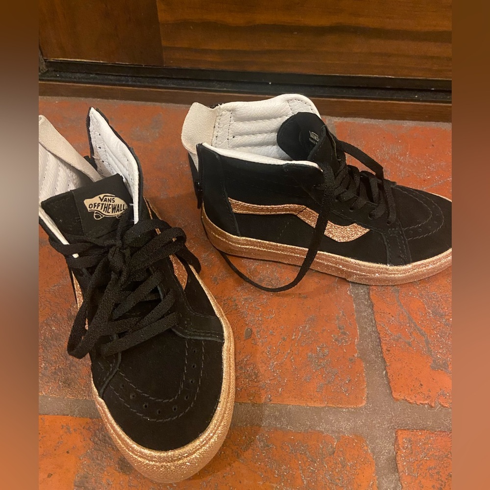 Girls Vans high-top sneakers